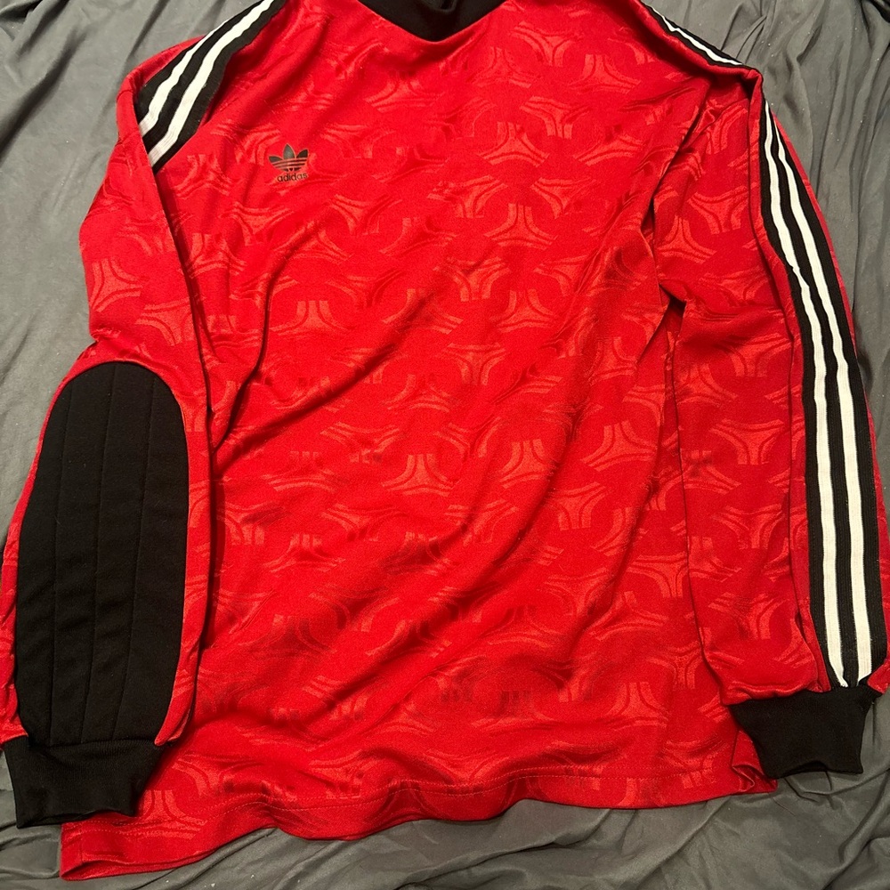 Adidas Red Long Sleeve vintage shirt